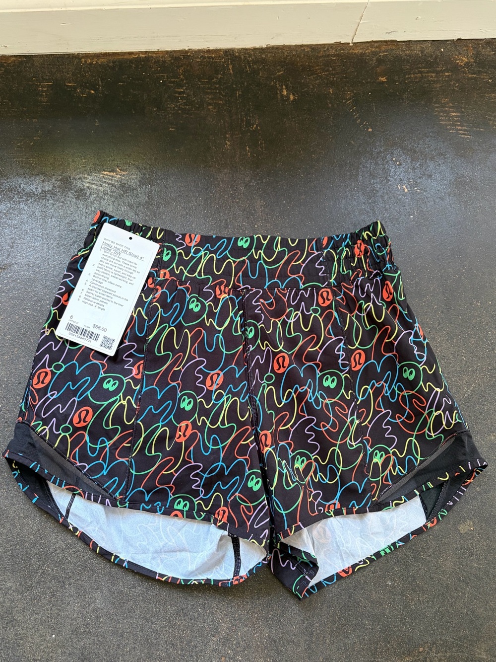 lululemon hotty hot 4” HW short, 2026 seawheeze print!
